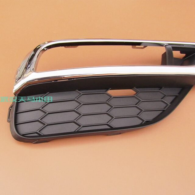 ເຫມາະສໍາລັບ Honda 15-16 CRV ດ້ານຫນ້າ bumper fog light frame lampshade electroplating trim strip ໂຮງງານຕົ້ນສະບັບ