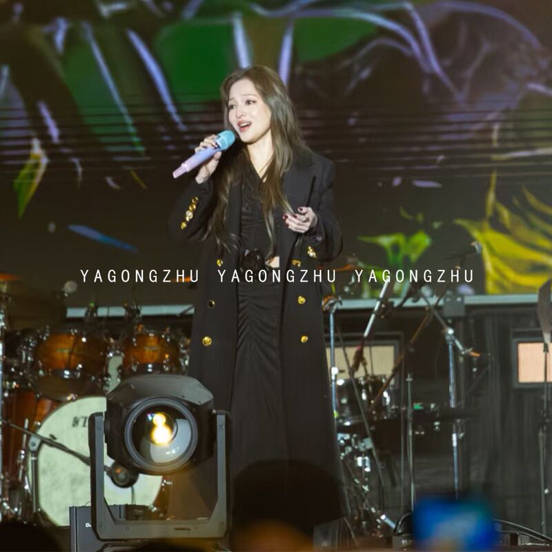 Zhang Shaohan's Same Style Yagongzhu [100% Wool] Black Overcoat, Knee-Length Long Woolen Coat for Women in Winter