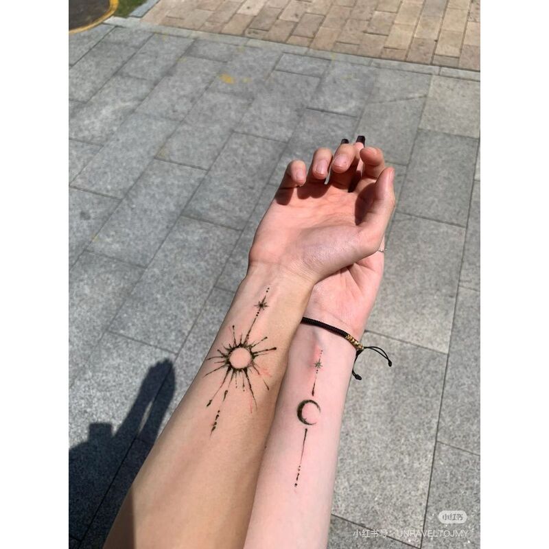 Fashionable Sun and Moon Tattoo Stickers Waterproof Realistic Couple Arm Temporary Personalized Tattoo Stickers Long-Lasting Fashionable Fashionable Sun and Moon Tattoo Stickers Waterproof Realistic Couple Arm Temporary Personalized Tattoo Stickers Long-Lasting Fashionable