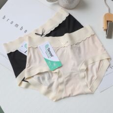 女三角裤
