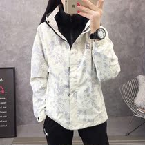 Outdoor couple stormtrooper jacket mens and womens detachable fleece liner windproof waterproof mountaineering fishing two-piece set