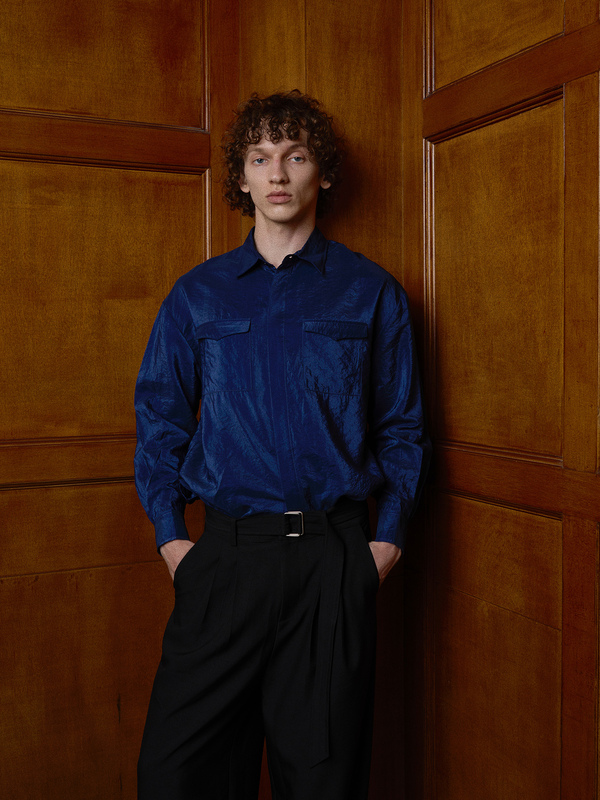 Ep1Phany Klein Blue Dry Silk Texture Loose Dark Placket Shirt with Dropped Shoulders and Patch Pockets Long-Sleeve Top