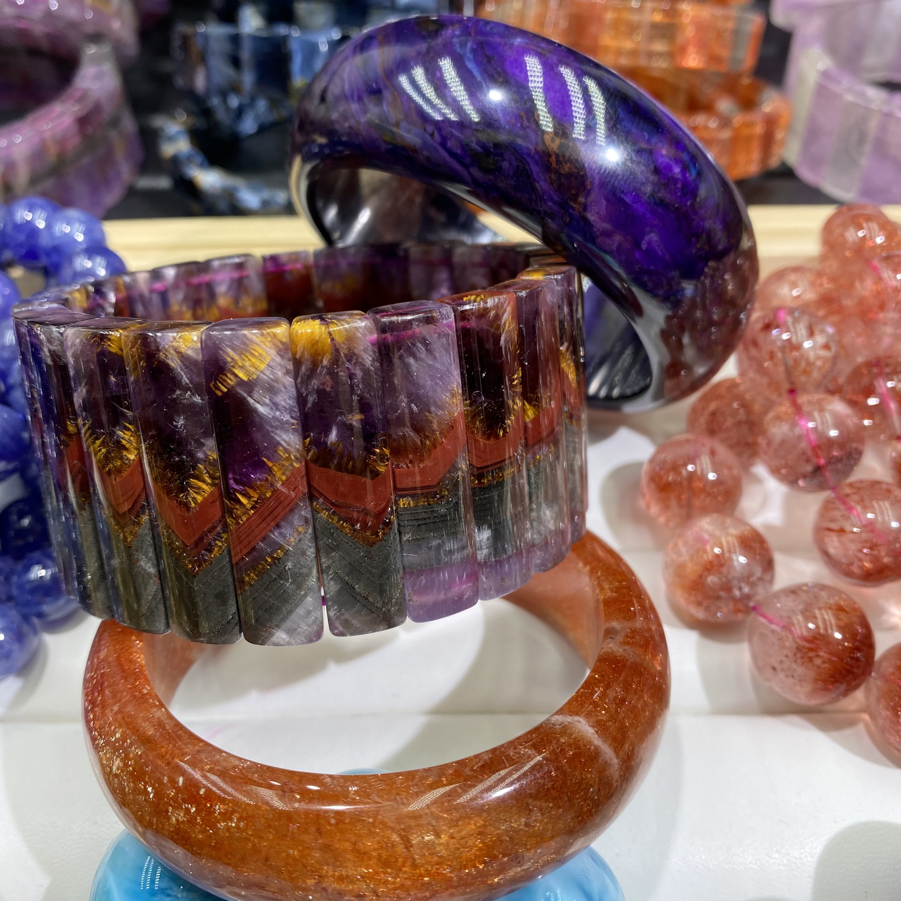 天然アメジストブレスレット、スジュライトルマリンスーパーセブンゴールド、ピーターシーパターンストーンクリスタルレディースブレスレット