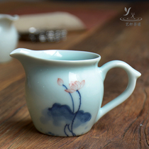 Hand-painted fair cup ceramics Jingdezhen blue and white porcelain tea sea Kung Fu tea accessories Tea separator Uniform teacup tea pourer