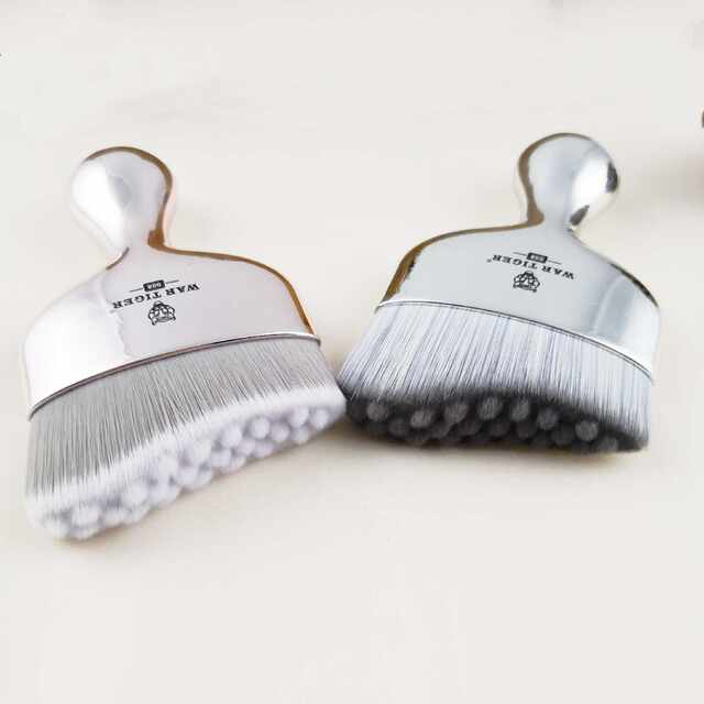 Zhanhu Broken Hair Brush Oil Head Face Sweeping Brush Neck Mirror Design Neck Sweeping Face Hairdressing Brush Soft and Comfortable Brush