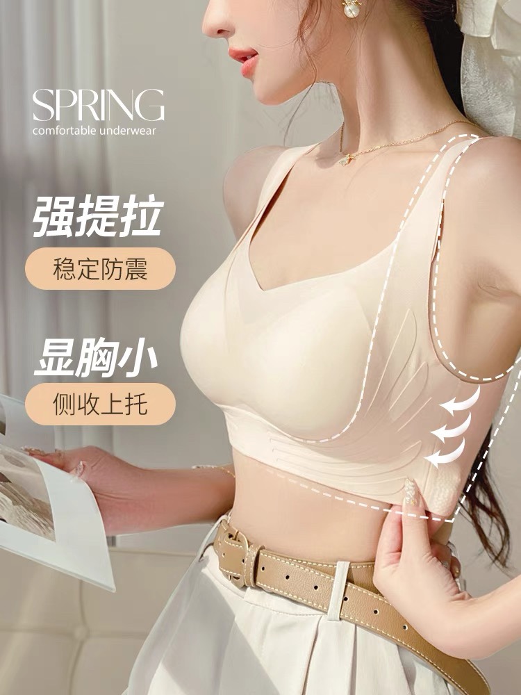 CelnoKlarv时尚潮衣馆