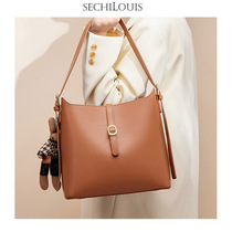 Retro temperament leather large capacity shoulder bag women bucket bag 2021 New Fashion simple commuter crossbody bag