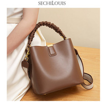 Retro elegant pleated leather Hand bag female New Fashion large capacity color broadband shoulder crossbody bucket bag