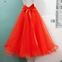 С бантиком, красный