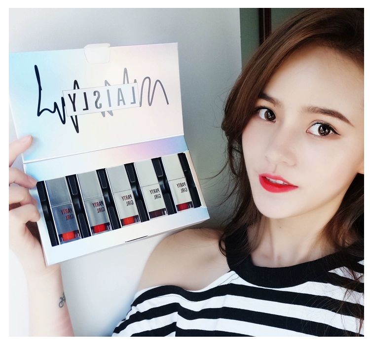 INS Super Fire Korea Water Mirror Moisturising Lip Glaze Lipstick Lasting Non-stick Cup Non-mark Lip Gloss Lip Gloss Set