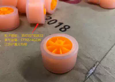 Surface soft wheels, unpowered rubber-coated silicone fluent strips, rubber-coated wheels, fluent strips, fluent strips, slide rails