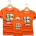 Hai mẹ con mặc cho gia đình ba chiếc áo thun cotton ngắn tay mùa hè gia đình mặc đầy đủ quần áo trẻ em ở nhà phục vụ lớp mẫu giáo