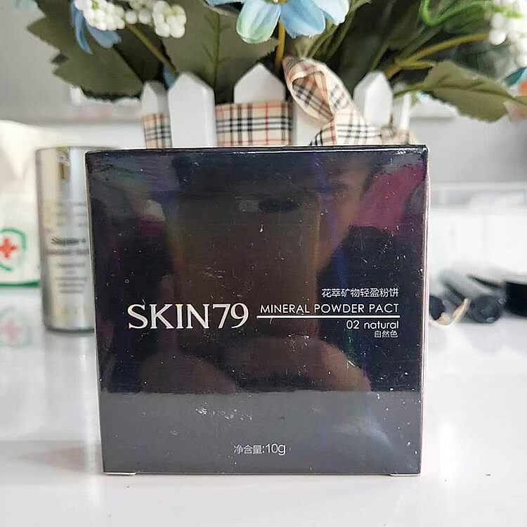 SKIN79 bột trồng dầu kiểm soát bột bánh nhẹ và quần áo mỏng che khuyết điểm trang điểm kiểm soát dầu tươi trường học nữ sinh - Bột nén phấn phủ cho da dầu