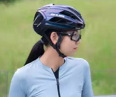 GUB SV 8 11 P9 M8 MIPS Big Head area mountain road electric car carbon fiber anti-collision broken wind helmet