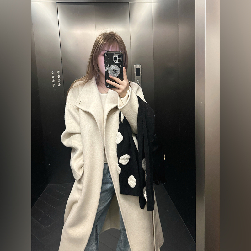 Zeng Yueban's "Supporting the Show" Coat, Handmade 800g Yak Wool Long Double-Sided Woolen Coat, Elegant Women's Outerwear Zeng Yueban's "Supporting the Show" Coat, Handmade 800g Yak Wool Long Double-Sided Woolen Coat, Elegant Women's Outerwear