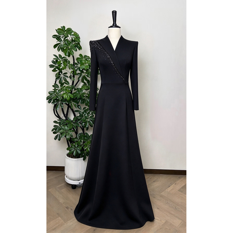 High-End Sophisticated Host Evening Gown 2026 New Model Black Long-Sleeve Elegant and Grand Style for Vocal Solo Performance and Conductor