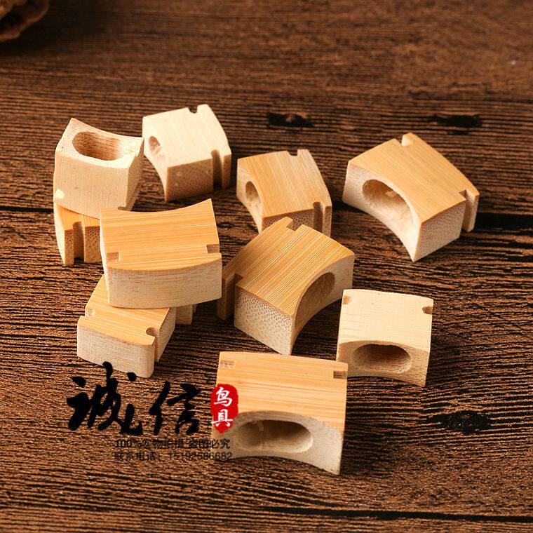 Bird cage cup with head thrush pen Bailing cage embroidered eye cage upside down chin cage bamboo cup with plastic cup with ebony cup