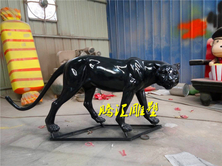 Spot black leopard sculpture fiberglass simulation leopard bar Internet cafe cafe door sculpture animal sculpture