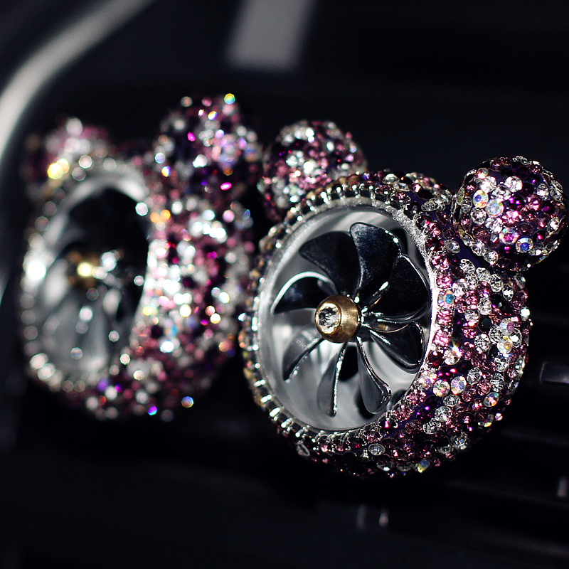 Car Perfume Automotive Supplies Air Conditioning Air Outlet Small fan turning cute swing piece interior decorated with fragrant lavender