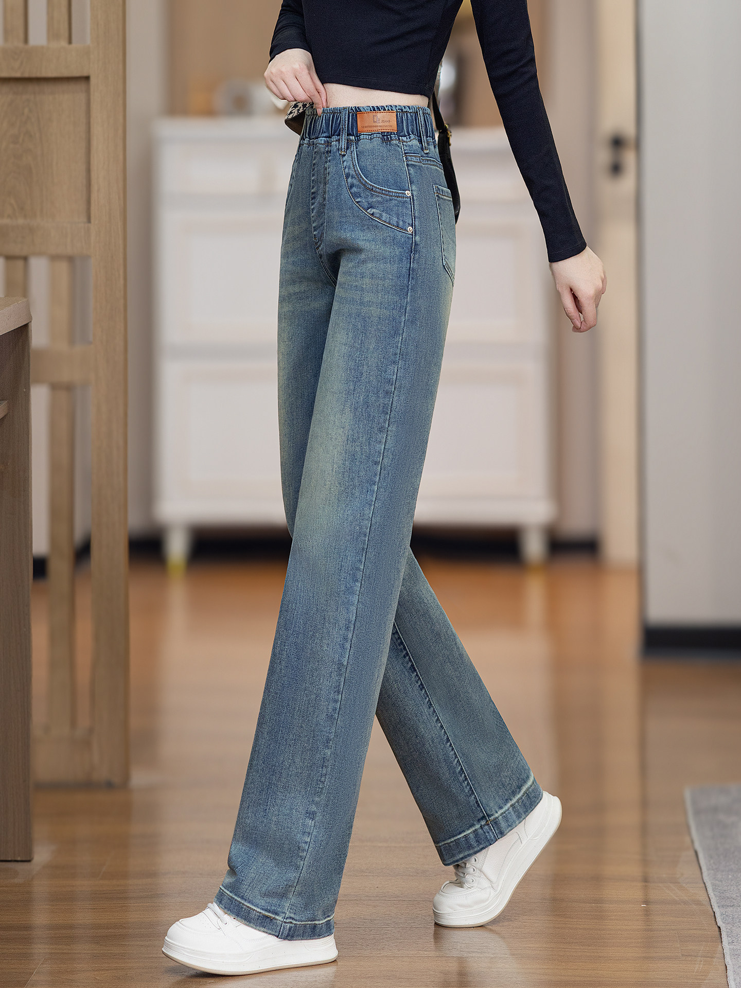 Elastic Waist Narrow Fit High-Waisted Straight-Leg Plus-Size Jeans for Women, New Autumn and Winter Style, Slimming, Loose, Casual Wide-Leg Pants