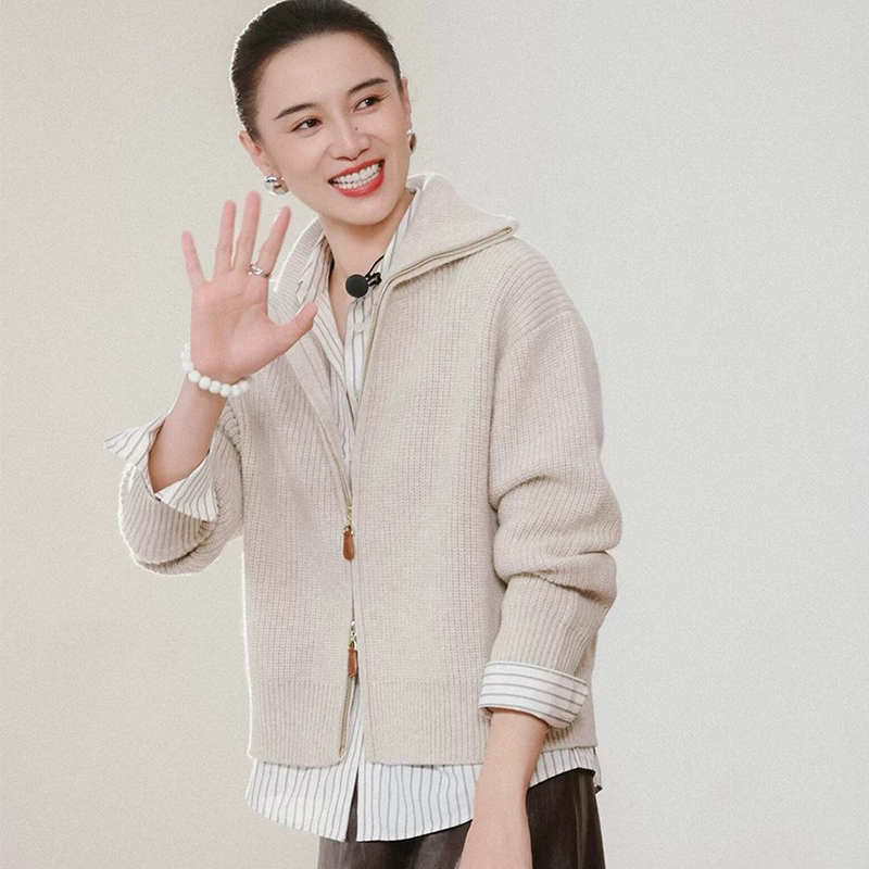 Autumn and Winter 100% Pure Wool Fashionable Wool Cardigan for Women with Lapel and Double Zipper Sweater Coat Knitted Sweater Outerwear