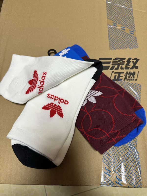Youyou Ole Shopping Agency Adidas Trefoil Men's and Women's Sports Mid-High Casual Sweat-Absorbing Socks Hi1024