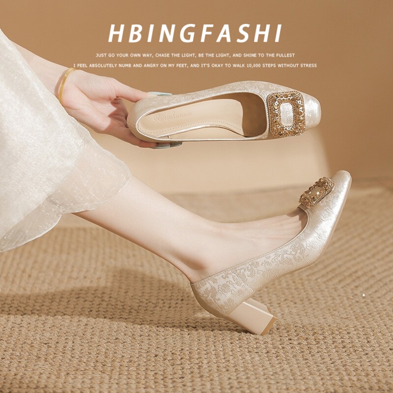 New Chinese Style National Style Rhinestone Chunky Heel Cheongsam Shoes, Comfortable for Feet, Bridesmaid Wedding Shoes, Matching with Dresses, High Heels, Large Size Women's Shoes