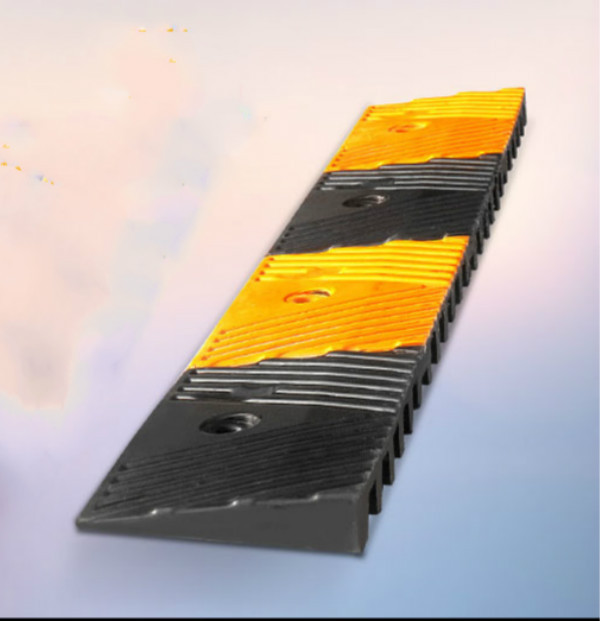 Rubber Step Mat slope cushion road Tooth Uphill Lining car Road along the slope threshold cushion Triangular Cushion Deceleration Belt