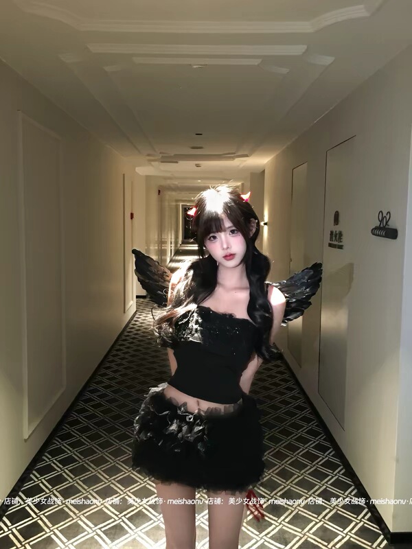 Sexy Strapless Little Devil Npc Outfit Halloween Costume Cosplay Little Witch Black Fishbone Corset Uniform Set