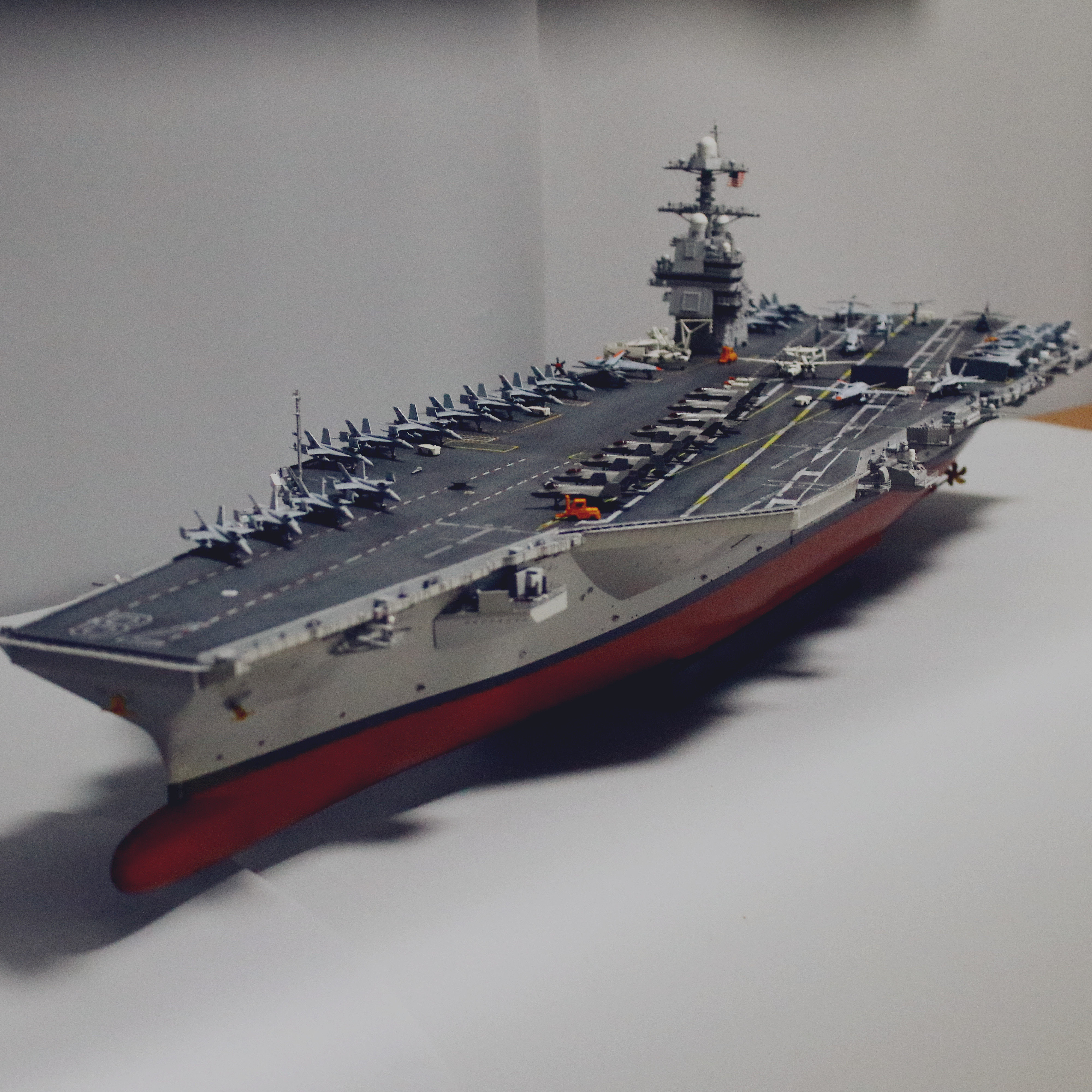 25年最火军事模型！1/350美国海军CVN-78福特级核动力航母模型评测：细节炸裂、收藏党狂喜！-军舰-淘宝好物网
