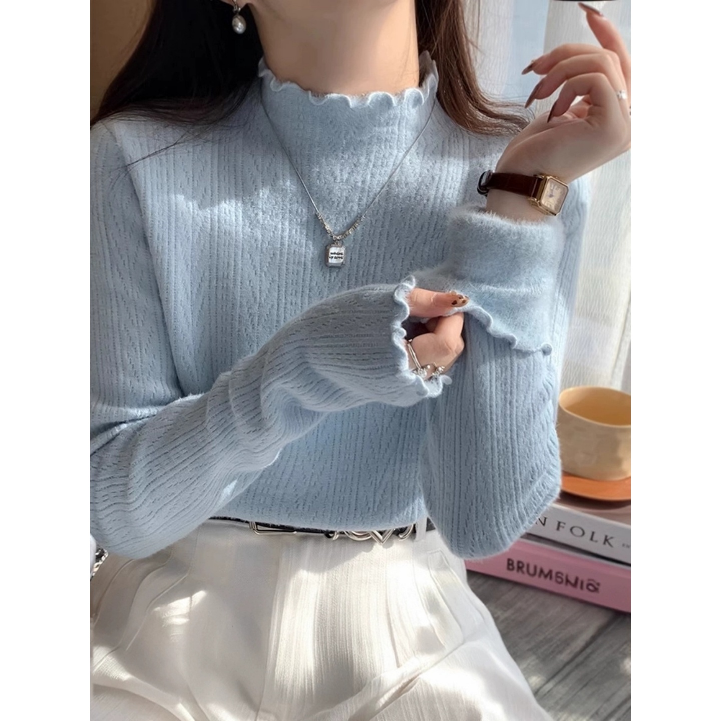 哺乳期的贴心伴侣：秋冬加厚打底衫