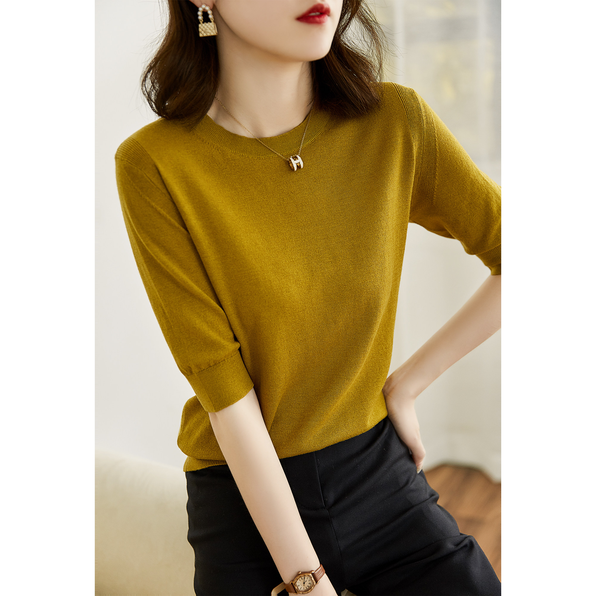 Set aside Complicated Comfort Minimalist Temperament Round Collar SLEEVES MULBERRY SILK WOOL MIDDLE SLEEVE KNIT T-SHIRT ELZY45107