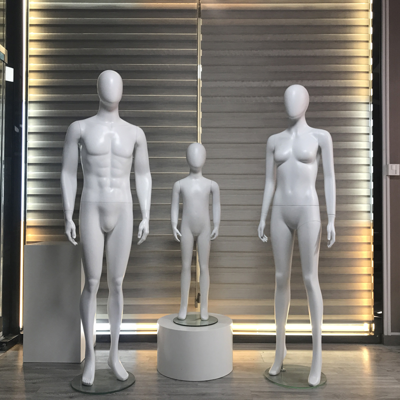 Model props Female full body male model Child model Couple parent-child combination Clothing store window Wedding model