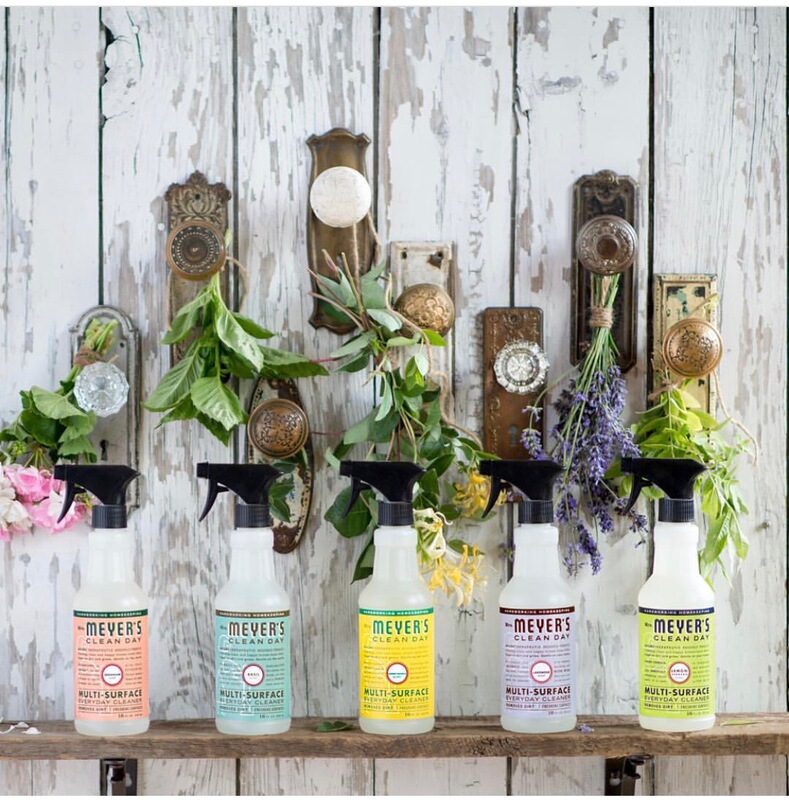 Mrs. Meyers Imported from the United States Is a Natural Plant Fragrance Multi-Purpose Cleaner That Removes Oil Stains and Dirt