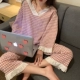 Mùa xuân Hàn Quốc dài tay cô gái pijama nữ mùa xuân và mùa thu mỏng sinh viên dễ thương lưới màu đỏ nổ kẻ sọc bộ đồ phục vụ tại nhà - Giống cái