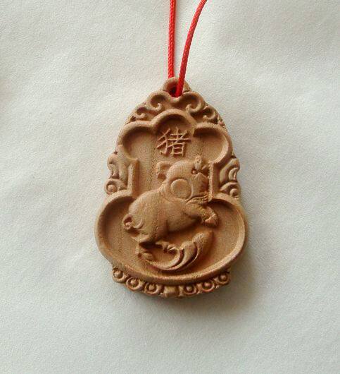Peach Wood Zodiac Pig Wood Carved Pig Necklace Pendant Peach Wood Pig Key Button Carry-on Wood Ornament