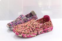 Old Beijing Cloth Shoes Mens Shoes Women Shoes High Elastic Flex Hand Woven Shoes Couple Comfort Soft Bottom Flowers