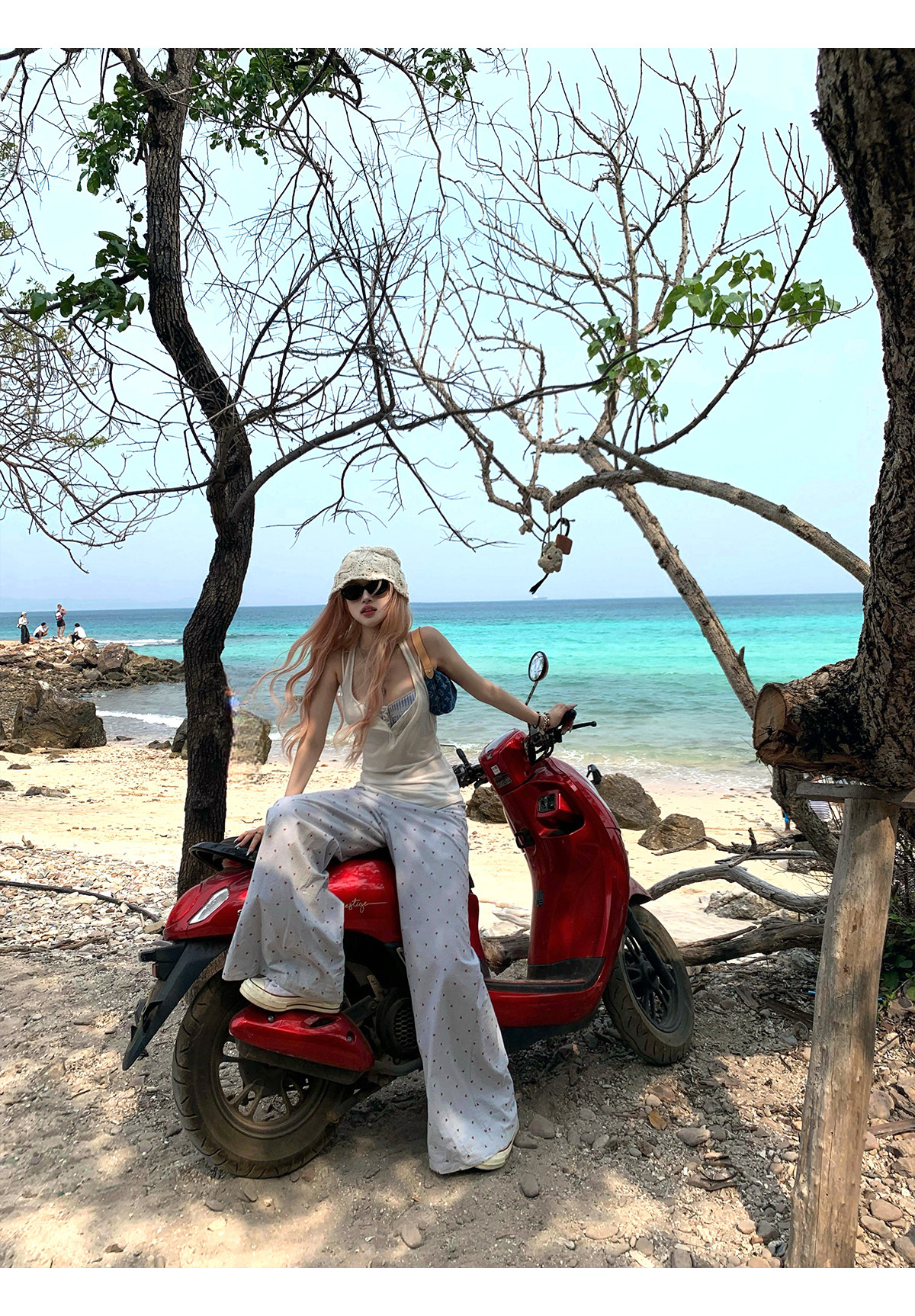 Топы/майки thas9i九亿 麻豆公式 天丝白色小吊带背心女夏日海边百搭针织上衣