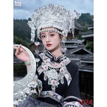 New Amao embroidered Miao clothing for women Tujia ethnic style Miao girl couple mens photography clothing