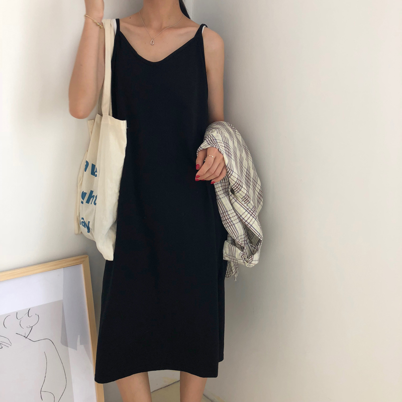 Phiên bản Hàn Quốc của chiếc đầm không tay cổ chữ V hoang dã 2018 mới hè xòe rộng buông lơi váy dài sinh viên đầm body dài qua gối