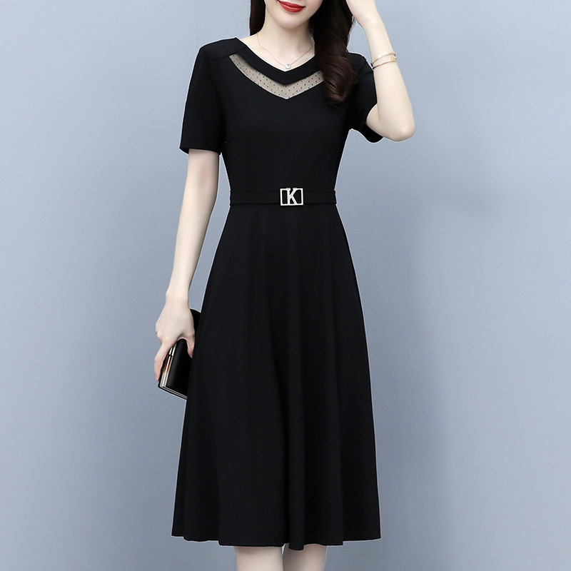 Plus Size Women's Clothing 2026 Summer New Style for Chubby Girls, Waist-Cinching, Slimming, Age-Reducing, Elegant, Tummy-Concealing, Flesh-Covering Short-Sleeved Dress