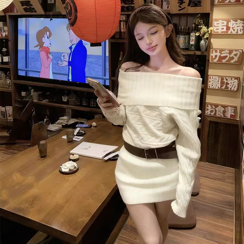 Trendy and Alluring Bodycon Dress with a Unique Design, 2025 Autumn and Winter New Collection, Off-Shoulder Cable Knit Sweater Dress for Women