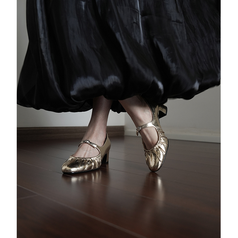 Fermina Round Toe Shallow Mary Jane Shoes for Women, Chunky Mid-Heel Single Shoes, Gold Simple Style, Silver Color, Suitable for All Seasons, Spring Fermina Round Toe Shallow Mary Jane Shoes for Women, Chunky Mid-Heel Single Shoes, Gold Simple Style, Silver Color, Suitable for All Seasons, Spring