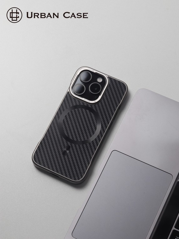 URBAN Carbon Fiber MagSafe Gray iPhone Case