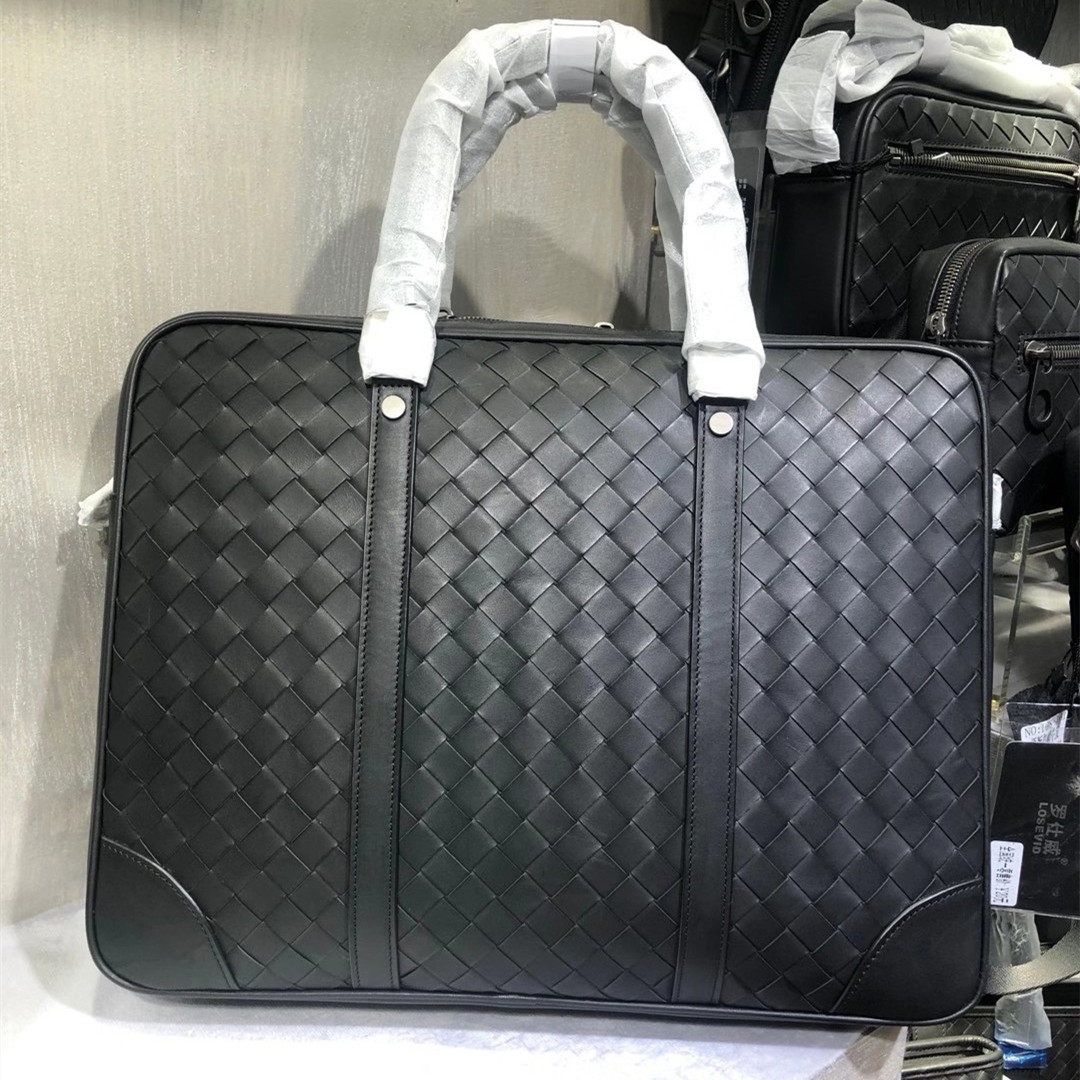 2021 new single shoulder inclined satchel business men's handbag genuine leather casual briefcase computer bag large capacity