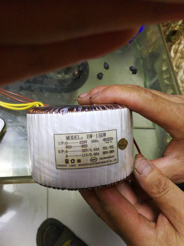 MODEL:BW-150W toroidal transformer 220V go single 32V 4 63A 11V 0 68A