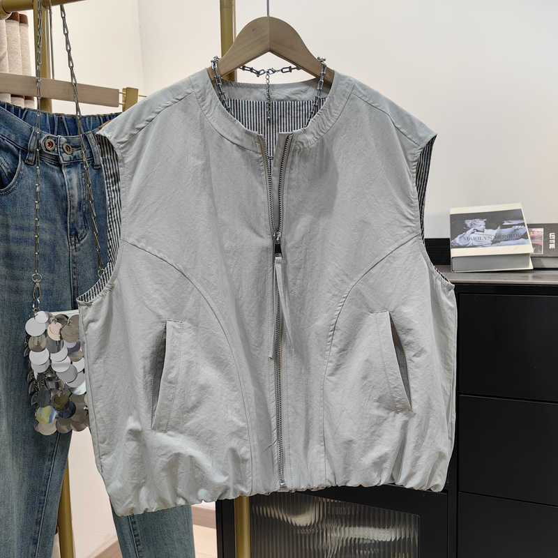 Pure Cotton Round-Neck Vest for Women, Spring 2026 New Style, Striped Lining, Zip-Up Sleeveless Vest, Small Size Sleeveless Jacket