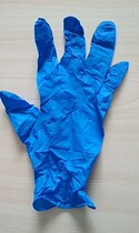 Ding-clear gloves 4 2 gr on the hand
