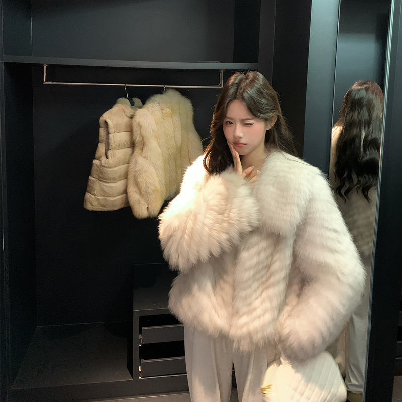 Ghjod Studio Light Luxury Finnish Imported Fox Fur Trim Leather Jacket for Women, Short Style with Large Lapel