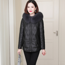 Кожаная куртка 维维狐2020冬新款海宁绵羊皮真皮羽绒服女中长款时尚妈妈皮草皮衣